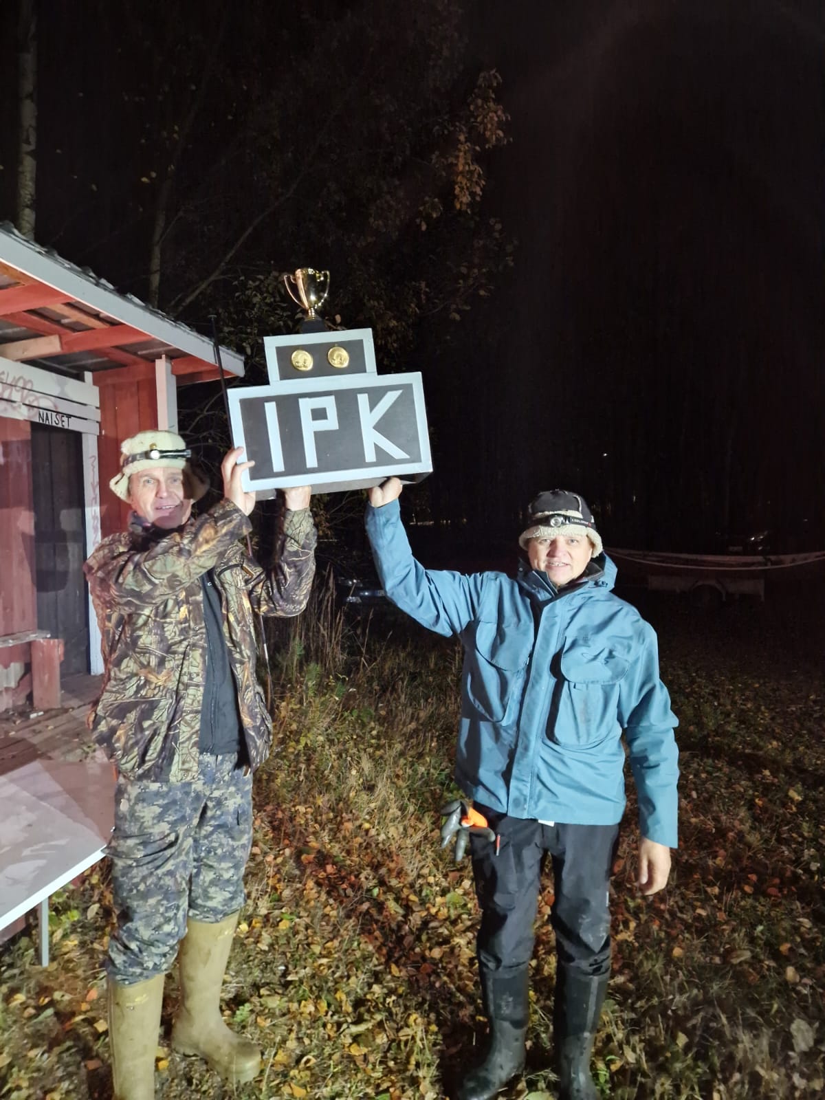 Voittajat Jorma ja Jari Mikkola. Kuva Paavo Ruhanen